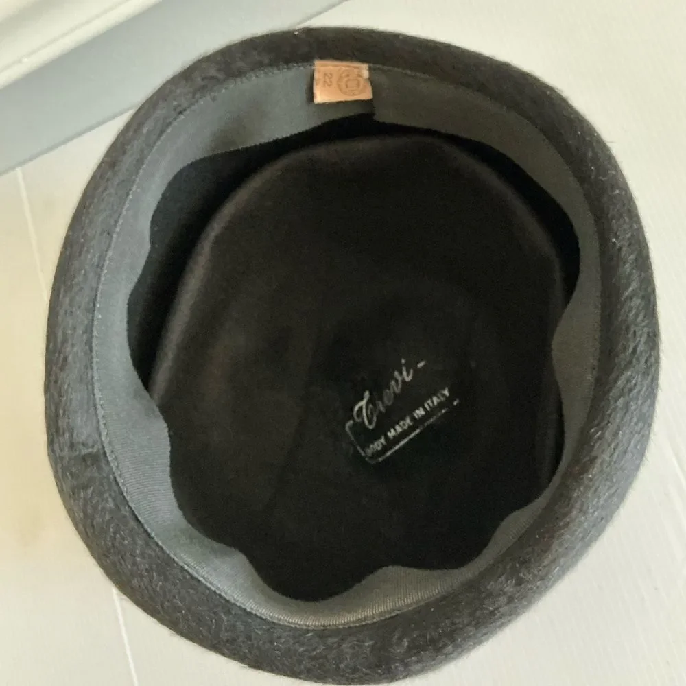 Vintage Trevi faux fur black hat size 22